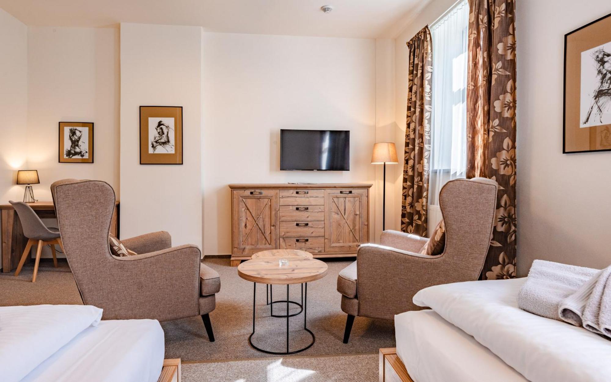 Hotel Svycarsky Dum Sneznik Номер фото