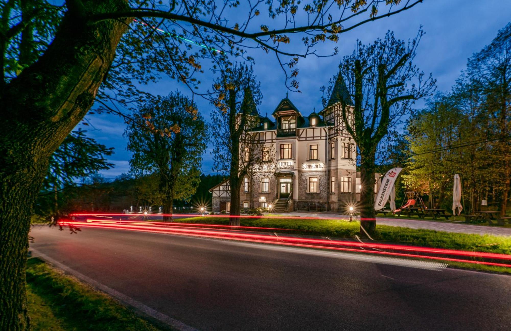 Hotel Svycarsky Dum Sneznik Экстерьер фото